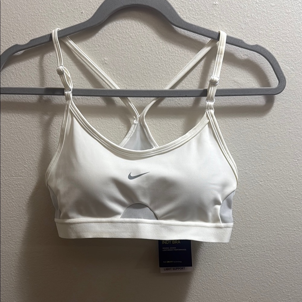 Nike Women’s Indy Medium-Support Sports Bra in White